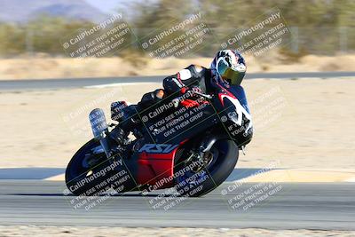 media/Jan-09-2022-SoCal Trackdays (Sun) [[2b1fec8404]]/Turn 6 (1035am)/